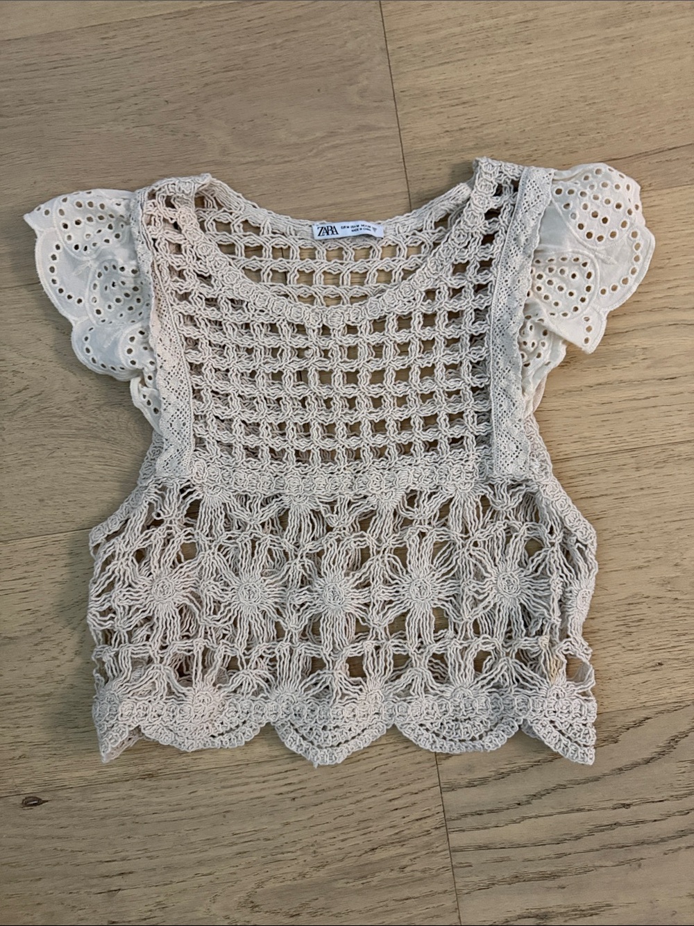 Zara Cream Crochet Crop Top with Eyelet Flutter Sleeves